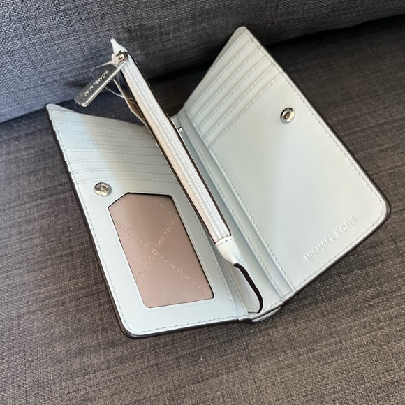 NWT MICHAEL KORS JET SET LARGE TOP ZIP CONTINENTAL WALLET - Picture 3 of 7